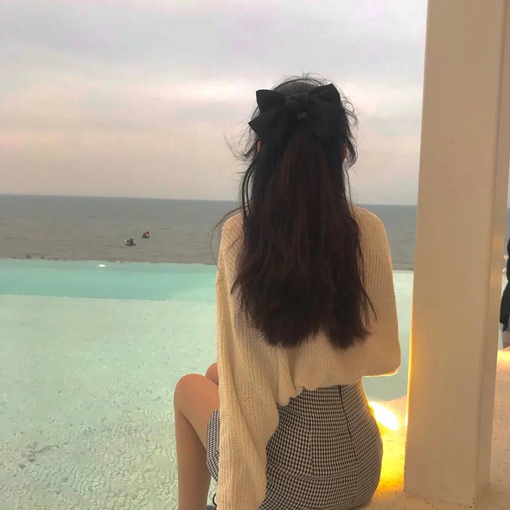 女鬼来敲门